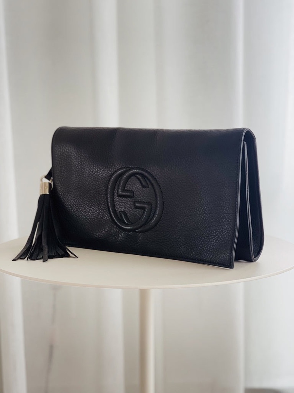 Gucci Soho Pebbled Leather Clutch Interlocking GG